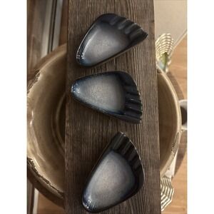 3 MCM VTG Peter Pots Ashtray Pottery Footprint Ceramic Small RI Quality‎ Signed